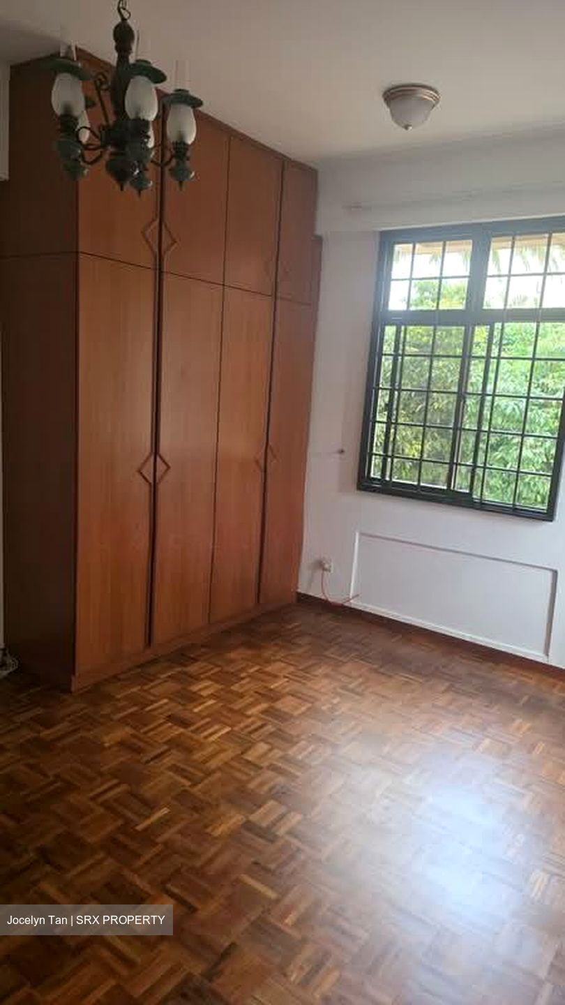 Grande Vista (D28), Condominium #585588751